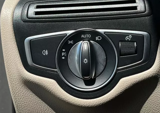 MERCEDES-BENZ GLC 300 d 4-Matic