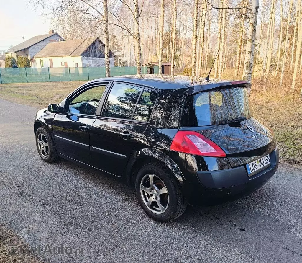 RENAULT Megane 1.6 16V (112 KM)