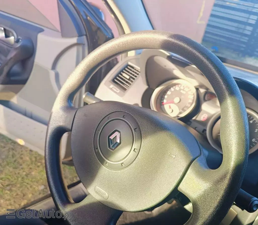 RENAULT Megane 1.6 16V (112 KM)