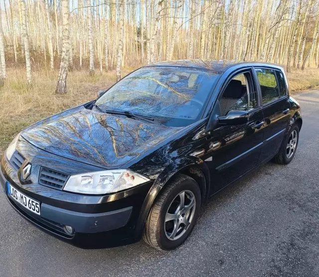 RENAULT Megane 1.6 16V (112 KM)