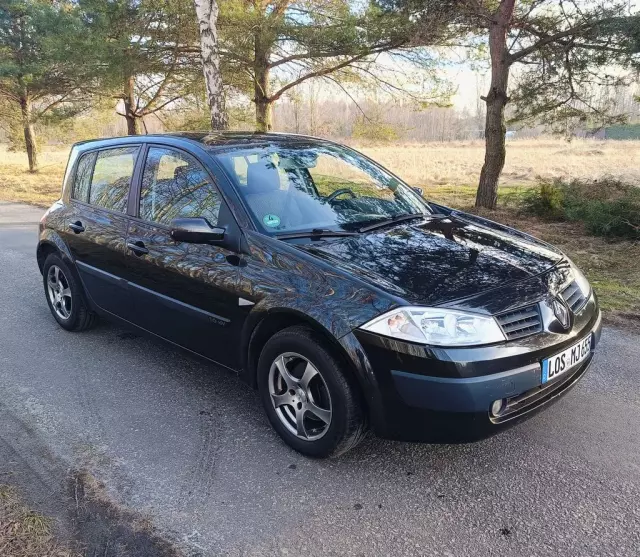 RENAULT Megane 1.6 16V (112 KM)