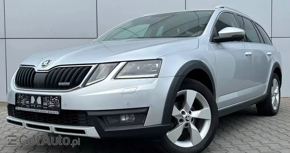 SKODA Octavia Scout 2.0 TDI 4x4 DSG