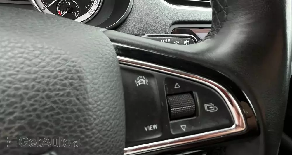 SKODA Octavia Scout 2.0 TDI 4x4 DSG