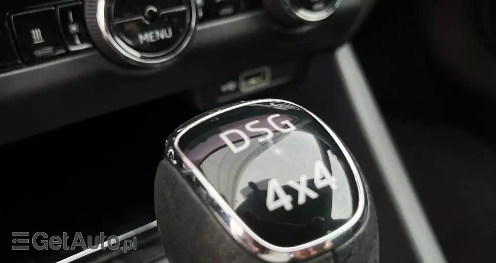 SKODA Octavia Scout 2.0 TDI 4x4 DSG