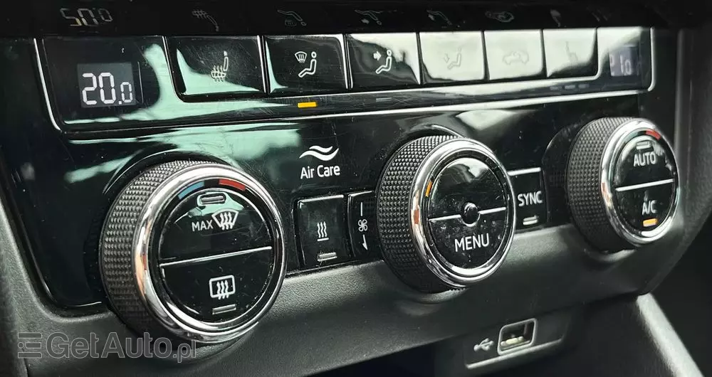 SKODA Octavia Scout 2.0 TDI 4x4 DSG