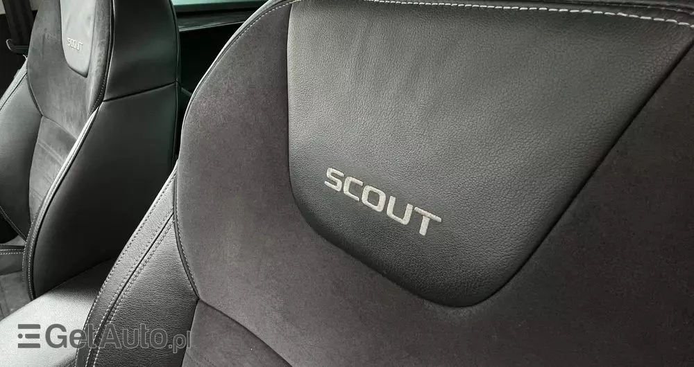 SKODA Octavia Scout 2.0 TDI 4x4 DSG