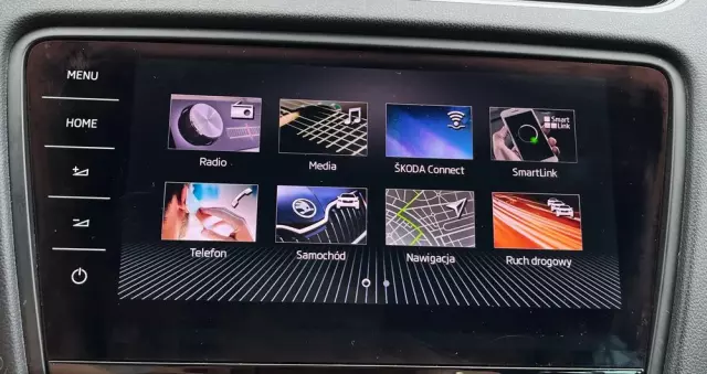 SKODA Octavia Scout 2.0 TDI 4x4 DSG