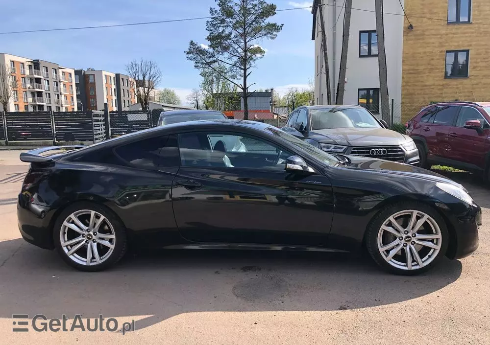 HYUNDAI Genesis Coupe 3.8 V6