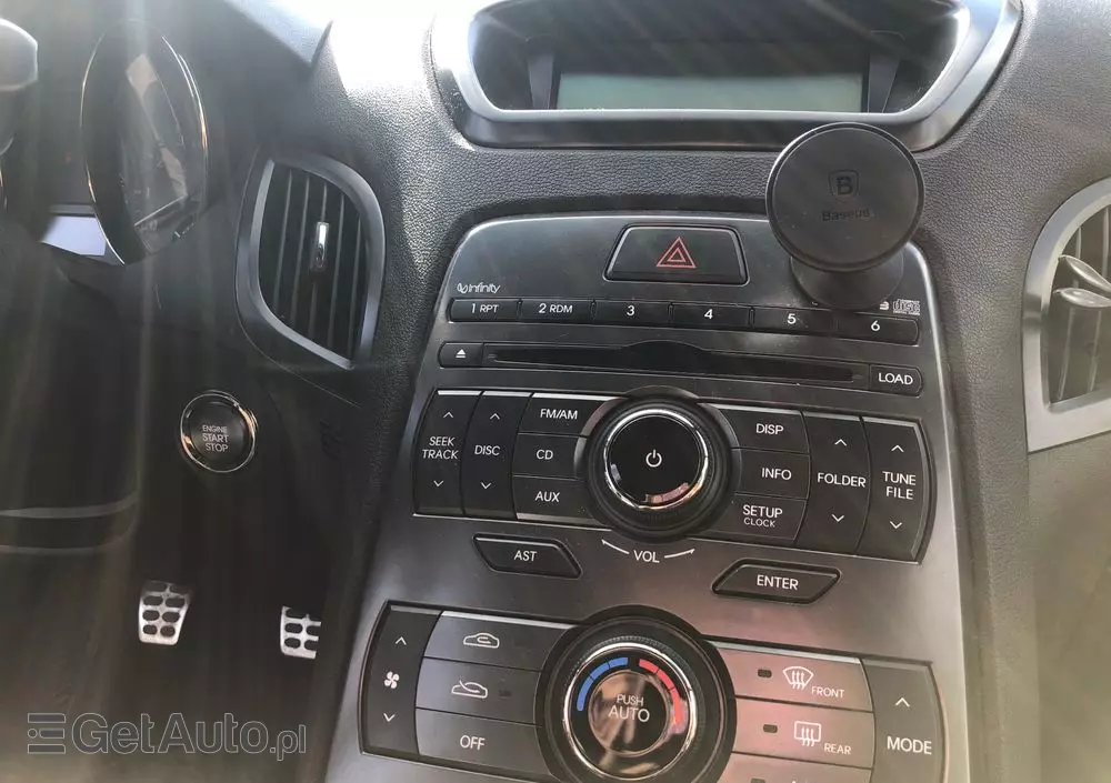 HYUNDAI Genesis Coupe 3.8 V6