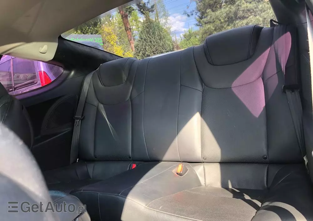 HYUNDAI Genesis Coupe 3.8 V6