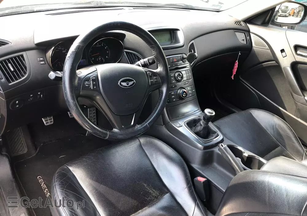 HYUNDAI Genesis Coupe 3.8 V6
