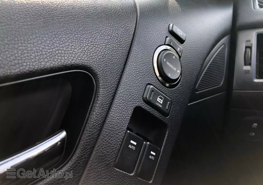 HYUNDAI Genesis Coupe 3.8 V6