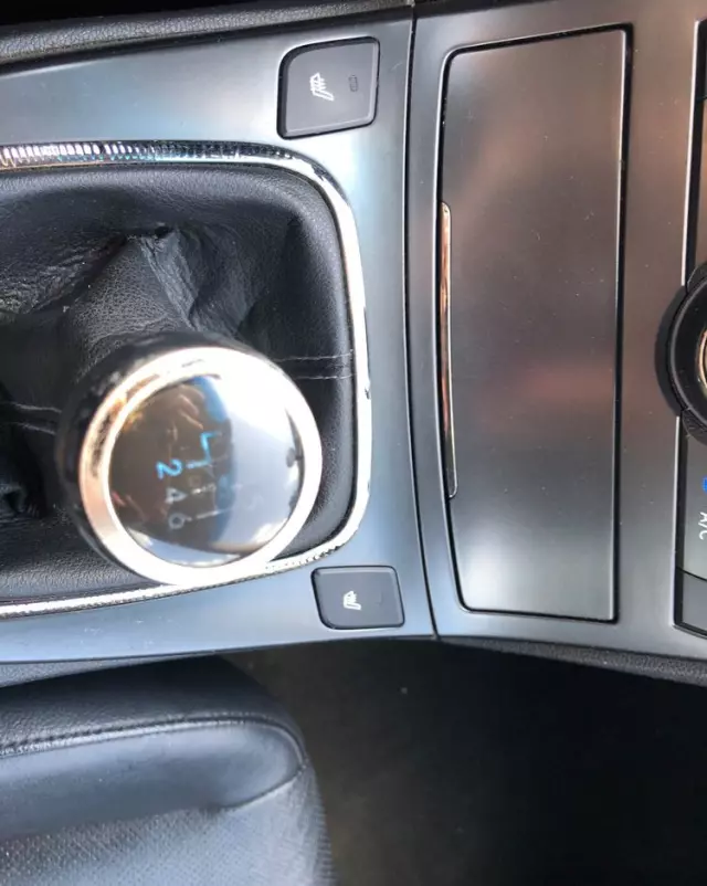 HYUNDAI Genesis Coupe 3.8 V6