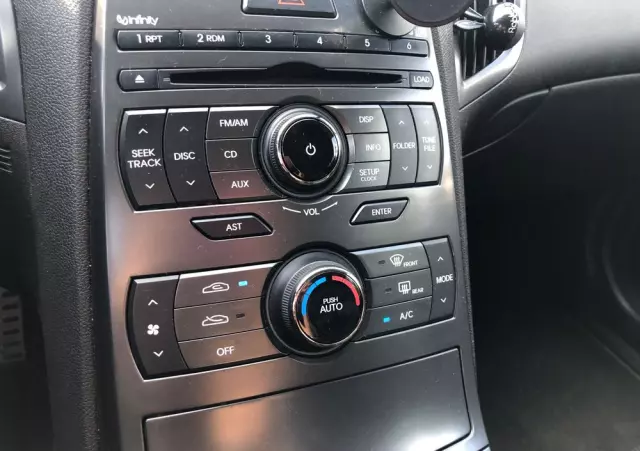 HYUNDAI Genesis Coupe 3.8 V6