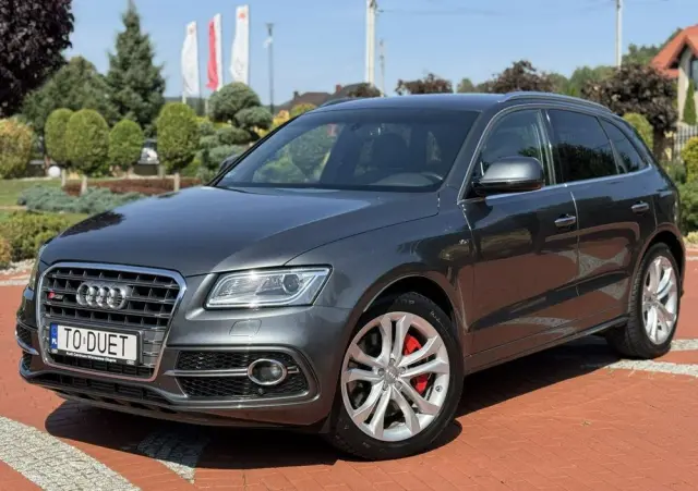 AUDI SQ5 
