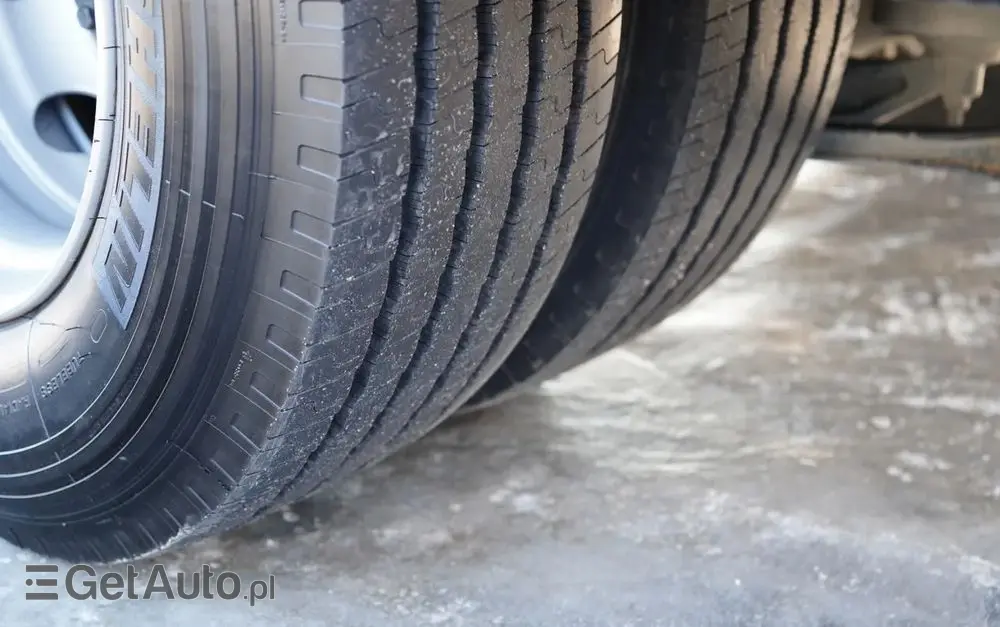 IVECO EUROCARGO 160E25 E6 / FIRANKA - 6 m / SOLÓWKA / WINDA ZAŁADOWCZA / AUTOMAT / 