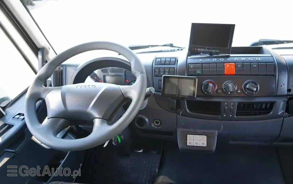 IVECO EUROCARGO 160E25 E6 / FIRANKA - 6 m / SOLÓWKA / WINDA ZAŁADOWCZA / AUTOMAT / 