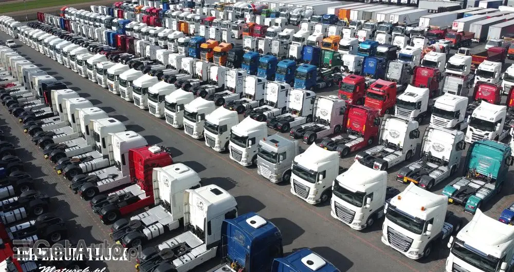 IVECO EUROCARGO 160E25 E6 / FIRANKA - 6 m / SOLÓWKA / WINDA ZAŁADOWCZA / AUTOMAT / 