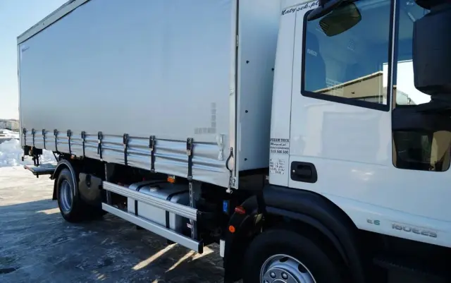 IVECO EUROCARGO 160E25 E6 / FIRANKA - 6 m / SOLÓWKA / WINDA ZAŁADOWCZA / AUTOMAT / 