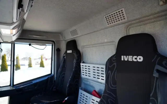 IVECO EUROCARGO 160E25 E6 / FIRANKA - 6 m / SOLÓWKA / WINDA ZAŁADOWCZA / AUTOMAT / 