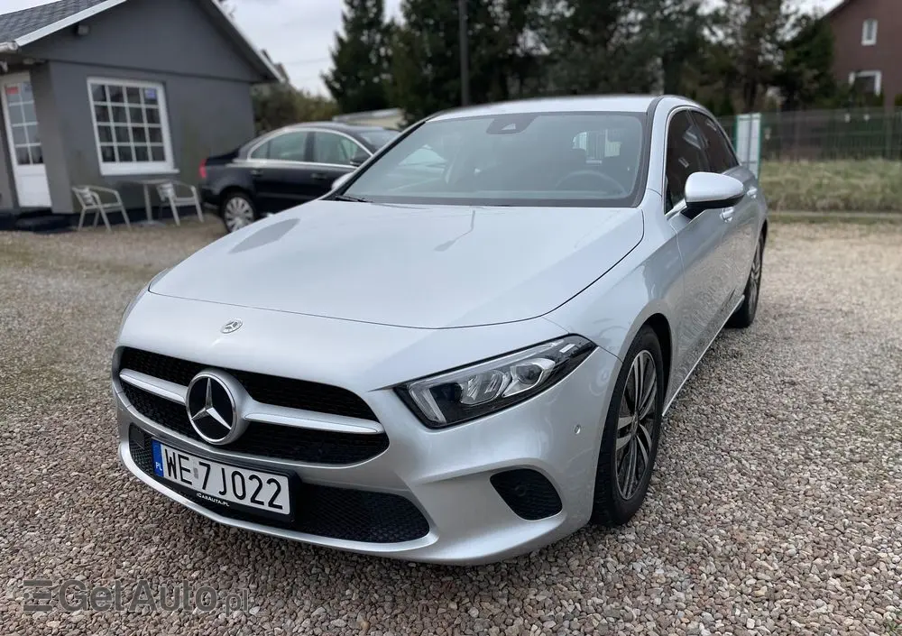 MERCEDES-BENZ Klasa A 200 Progressive 7G-DCT