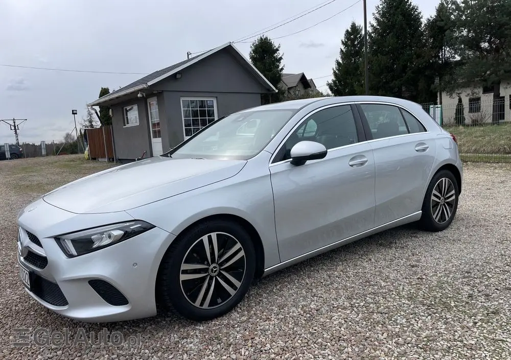 MERCEDES-BENZ Klasa A 200 Progressive 7G-DCT