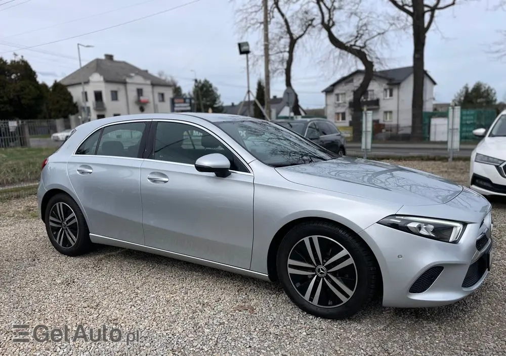 MERCEDES-BENZ Klasa A 200 Progressive 7G-DCT