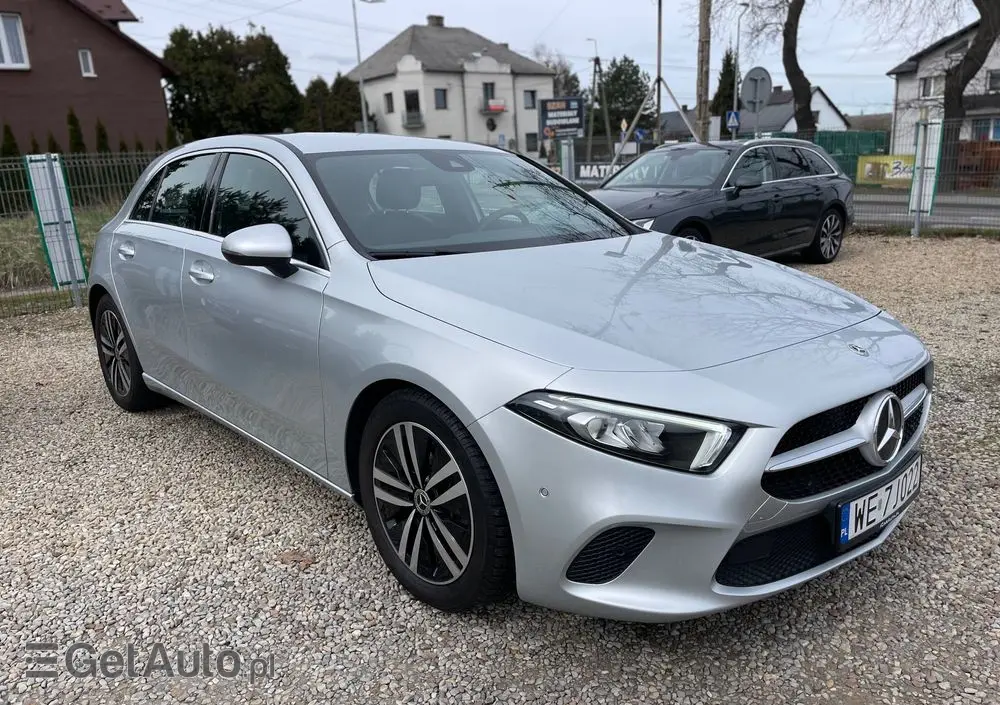 MERCEDES-BENZ Klasa A 200 Progressive 7G-DCT