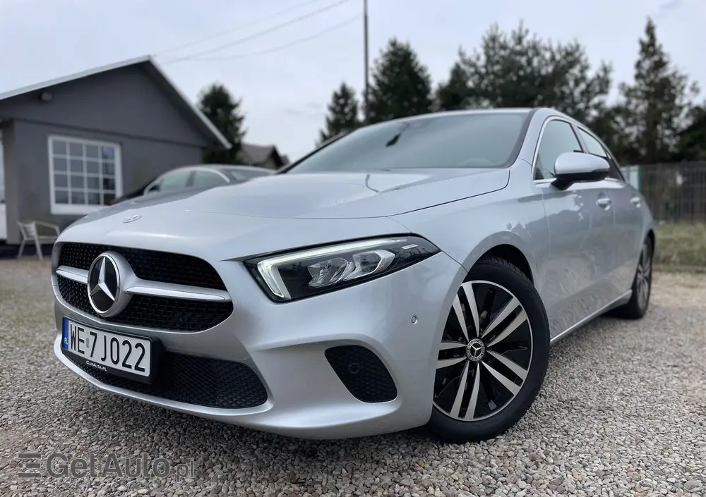 MERCEDES-BENZ Klasa A 200 Progressive 7G-DCT