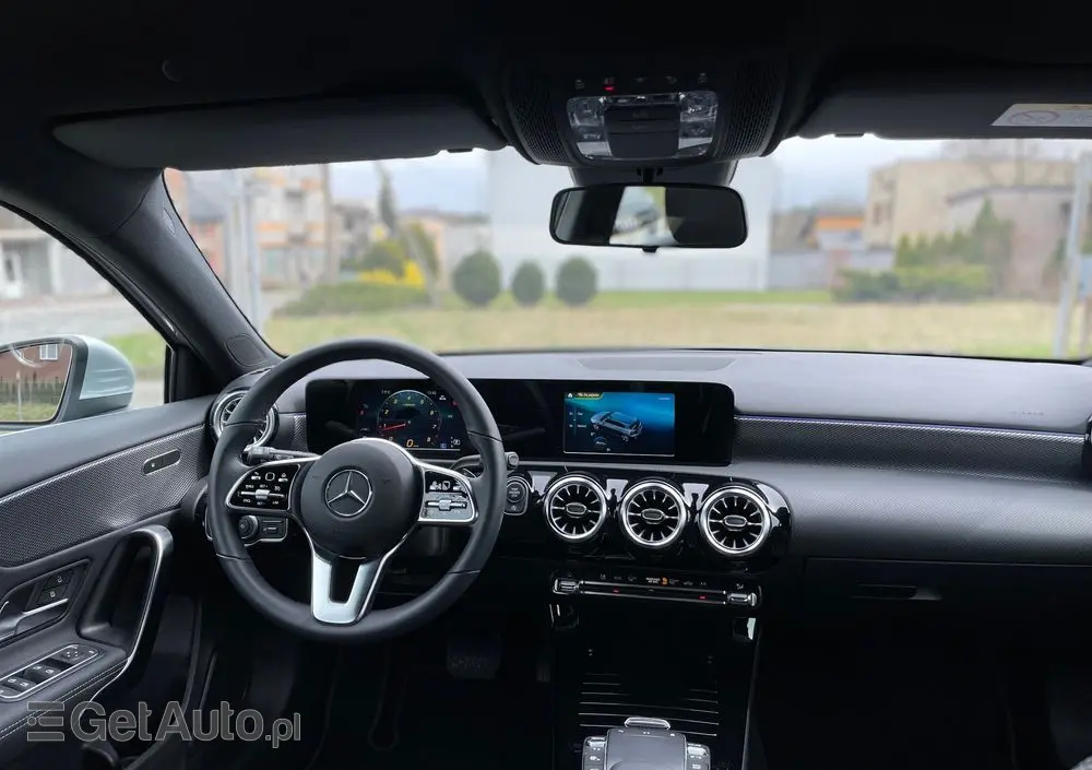 MERCEDES-BENZ Klasa A 200 Progressive 7G-DCT
