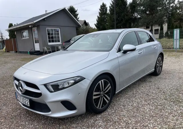 MERCEDES-BENZ Klasa A 200 Progressive 7G-DCT