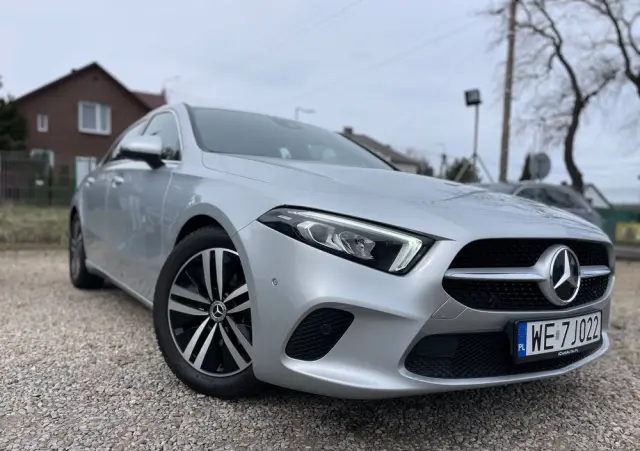 MERCEDES-BENZ Klasa A 200 Progressive 7G-DCT