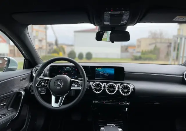 MERCEDES-BENZ Klasa A 200 Progressive 7G-DCT