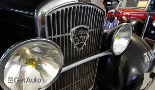 PEUGEOT 301 