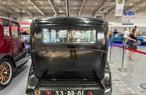 PEUGEOT 301 