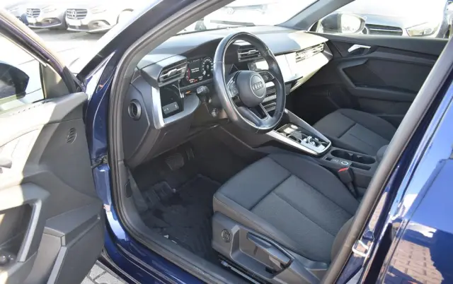 AUDI A3 Sportback 30 TDI S tronic