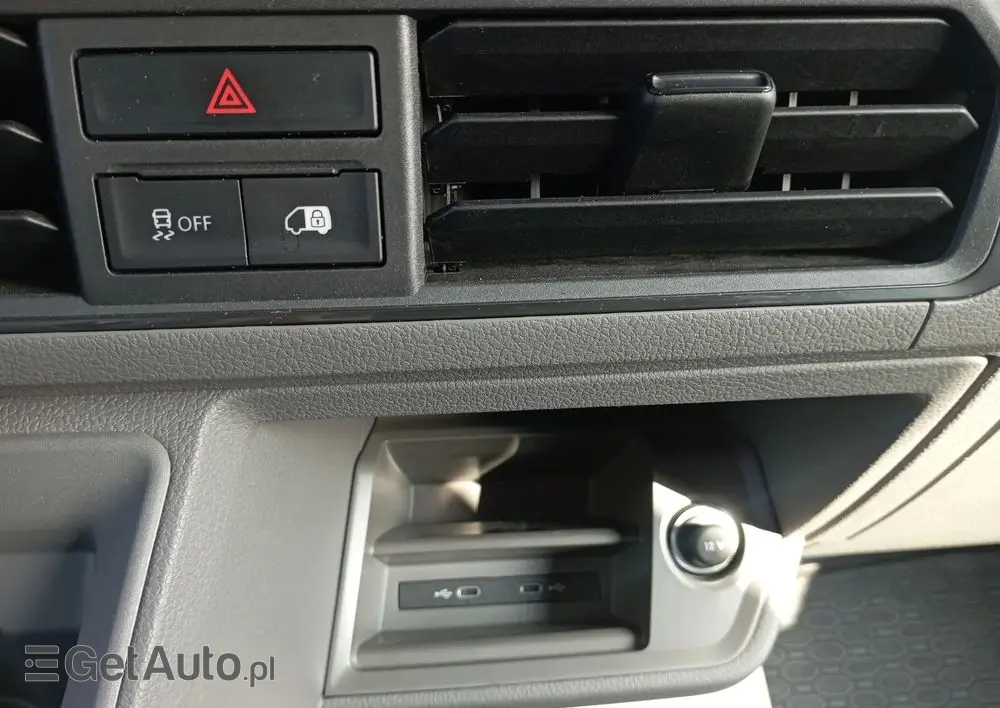 VOLKSWAGEN Crafter 