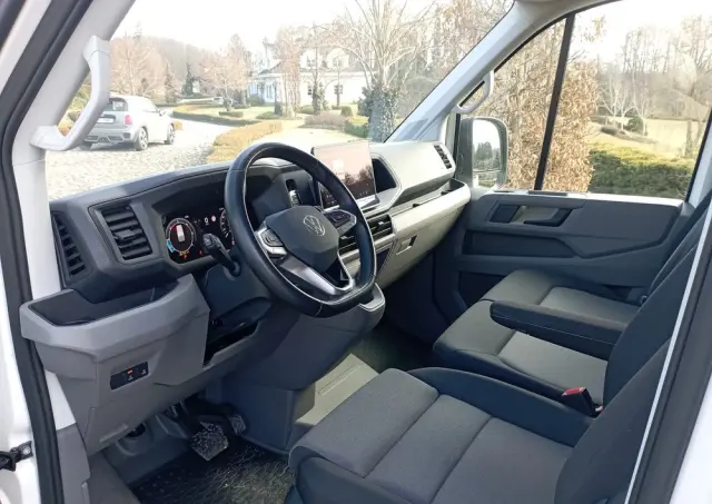 VOLKSWAGEN Crafter 