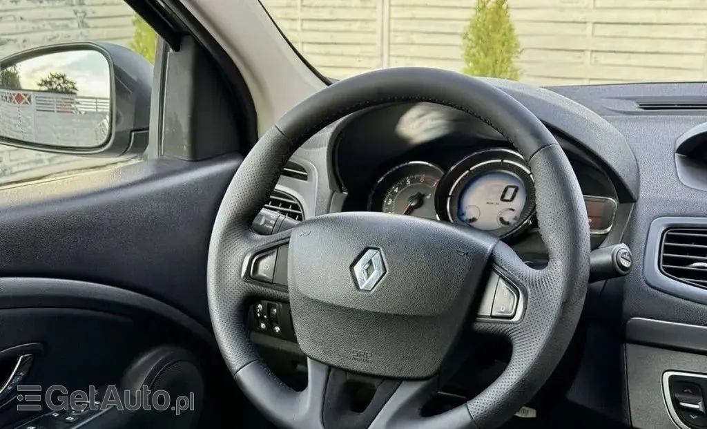 RENAULT Fluence 