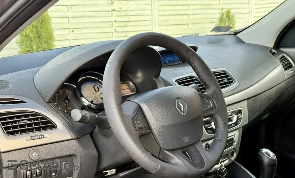 RENAULT Fluence 