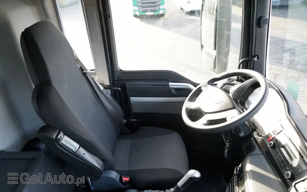 MAN TGS 33.360 / 6x4 / WYWROTKA TYLNOZSYPOWA 5,8 M + HDS HIAB XS 122 / STEROWANIE RADIOWE / HDS ZA KABINĄ / EURO 5 / MANUAL 