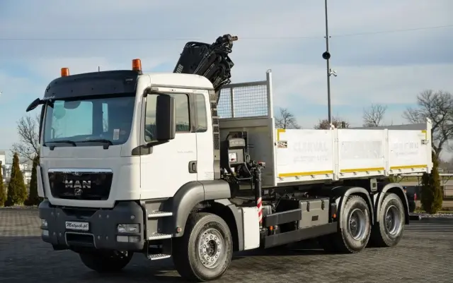 MAN TGS 33.360 / 6x4 / WYWROTKA TYLNOZSYPOWA 5,8 M + HDS HIAB XS 122 / STEROWANIE RADIOWE / HDS ZA KABINĄ / EURO 5 / MANUAL 