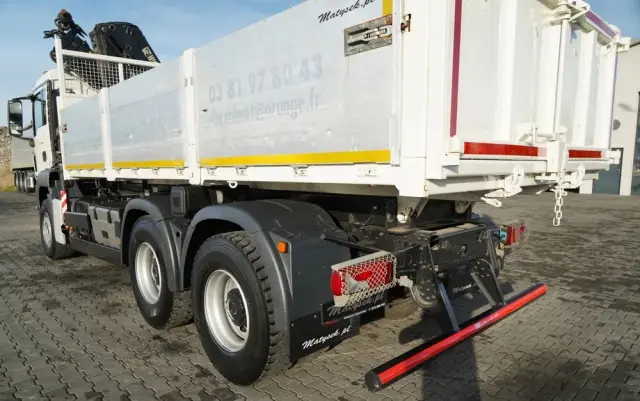 MAN TGS 33.360 / 6x4 / WYWROTKA TYLNOZSYPOWA 5,8 M + HDS HIAB XS 122 / STEROWANIE RADIOWE / HDS ZA KABINĄ / EURO 5 / MANUAL 
