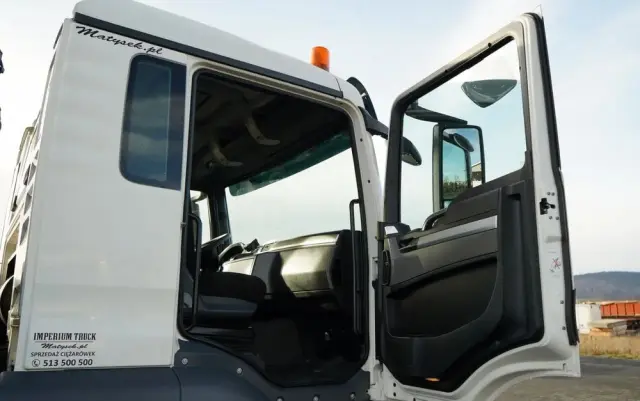 MAN TGS 33.360 / 6x4 / WYWROTKA TYLNOZSYPOWA 5,8 M + HDS HIAB XS 122 / STEROWANIE RADIOWE / HDS ZA KABINĄ / EURO 5 / MANUAL 