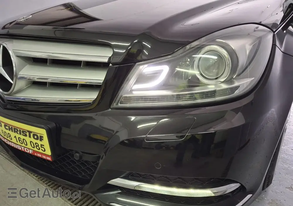 MERCEDES-BENZ Klasa C 180 BlueEFFICIENCY 7G-TRONIC Avantgarde