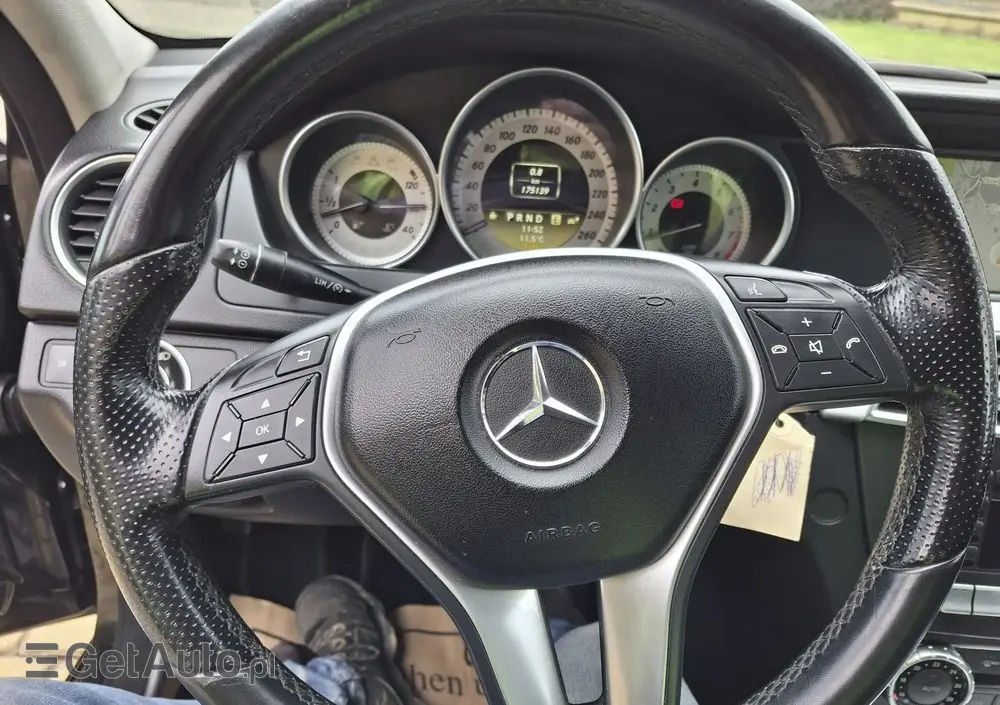 MERCEDES-BENZ Klasa C 180 BlueEFFICIENCY 7G-TRONIC Avantgarde