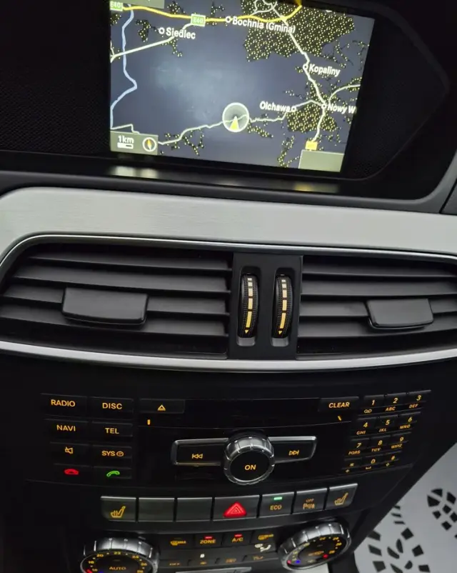 MERCEDES-BENZ Klasa C 180 BlueEFFICIENCY 7G-TRONIC Avantgarde