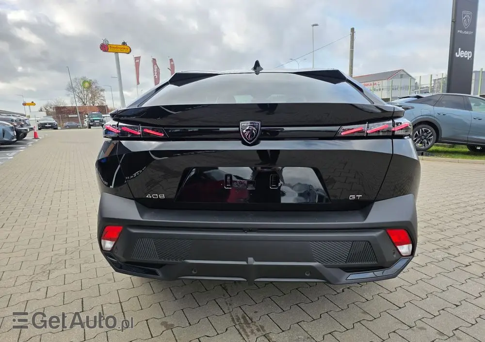 PEUGEOT 408 