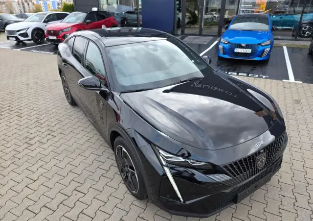 PEUGEOT 408 