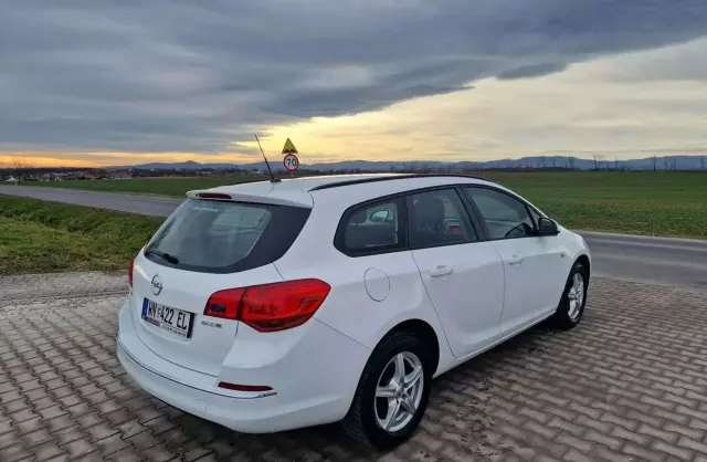 OPEL Astra 